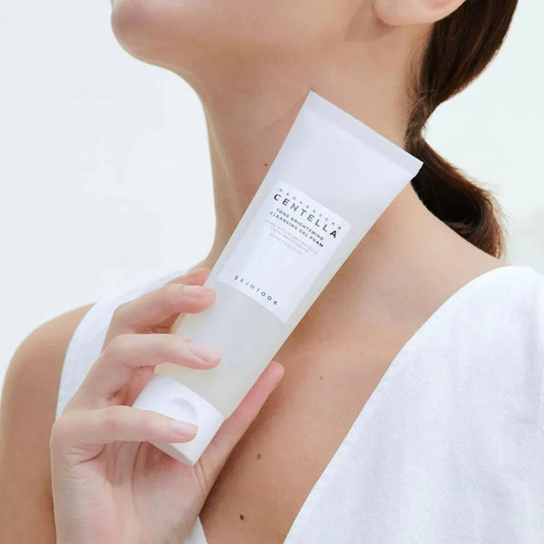 SKIN1004 – Gel limpiador iluminador para piel apagada 125 ml