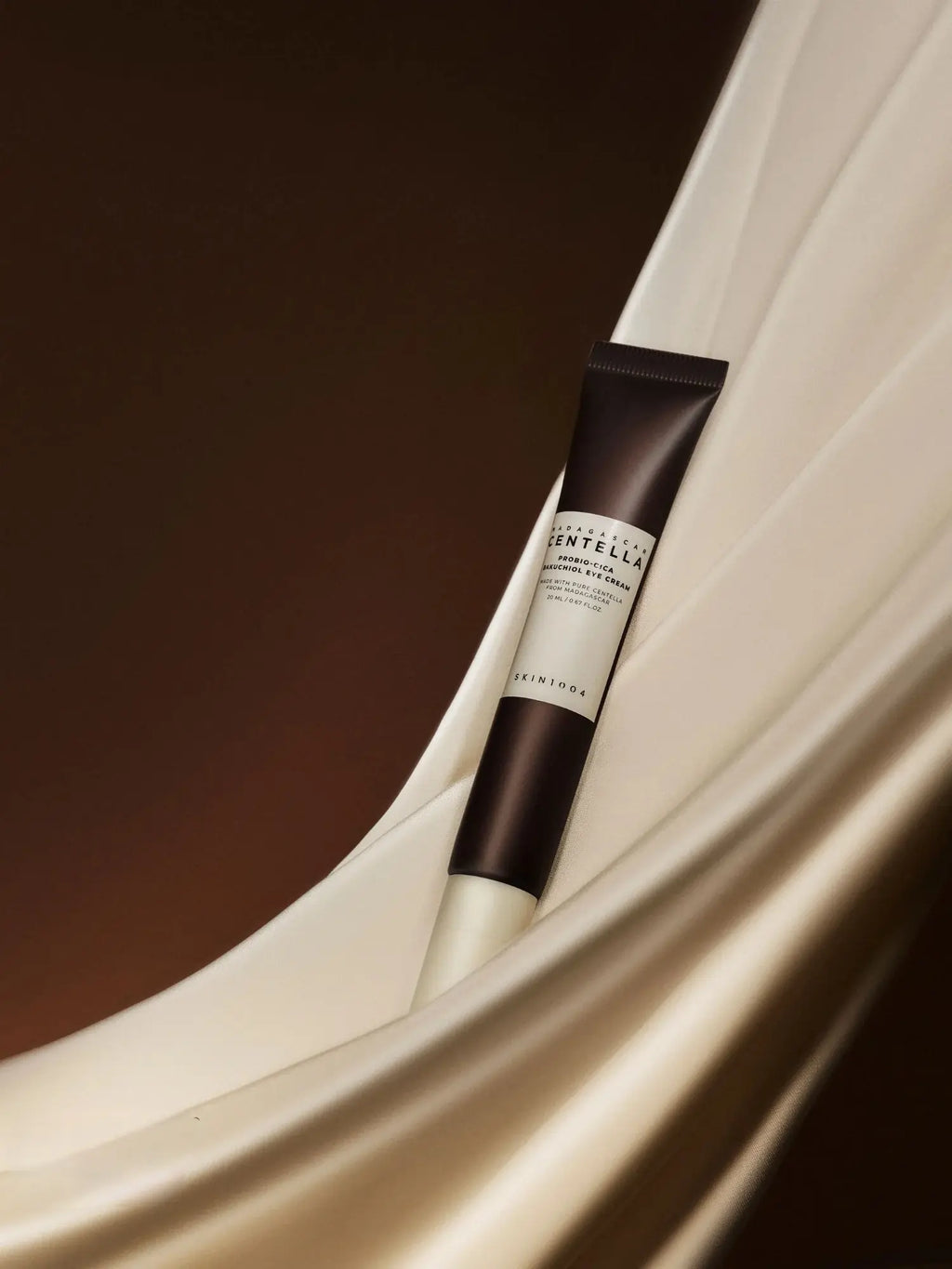 SKIN1004 – Contorno de ojos reafirmante hidratante 20 ml